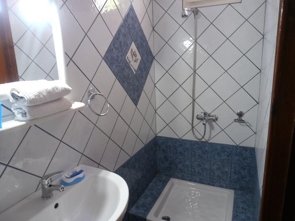 Rooms Ntontas 프리노스 객실 사진
